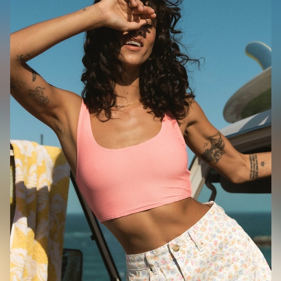 Billabong Other - Billabong 🌺 Tanlines Tank Bikini Top